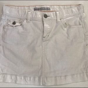 Women’s Old Navy white denim skirt, size 4